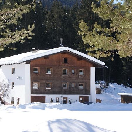 Landhaus Genoveva ลอยทัช ภายนอก รูปภาพ