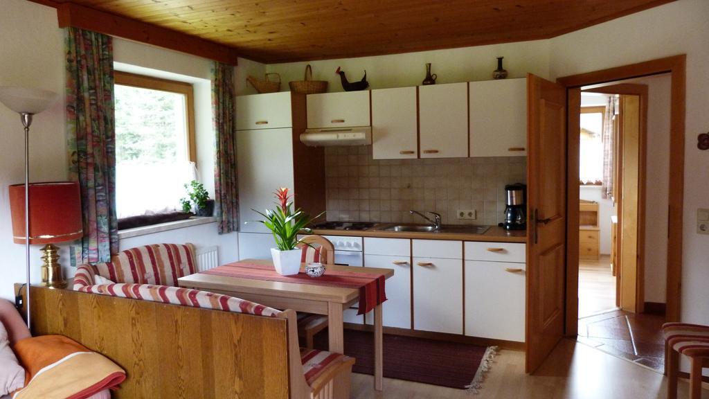 Landhaus Genoveva ลอยทัช ภายนอก รูปภาพ