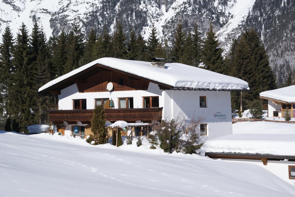 Landhaus Genoveva ลอยทัช ภายนอก รูปภาพ